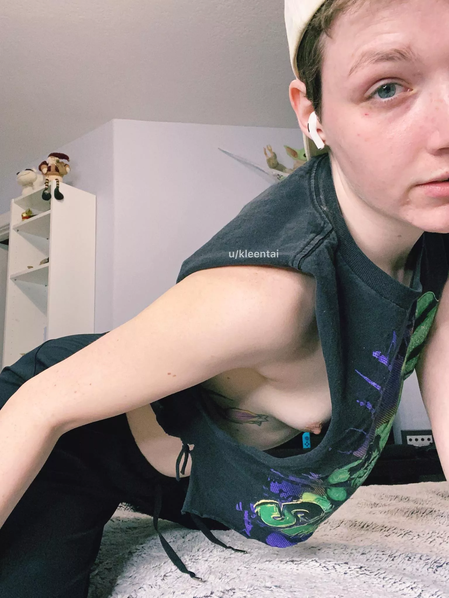 Are We Into My Hulk Shirt Or My Side Boob More Nudes Altgonewild