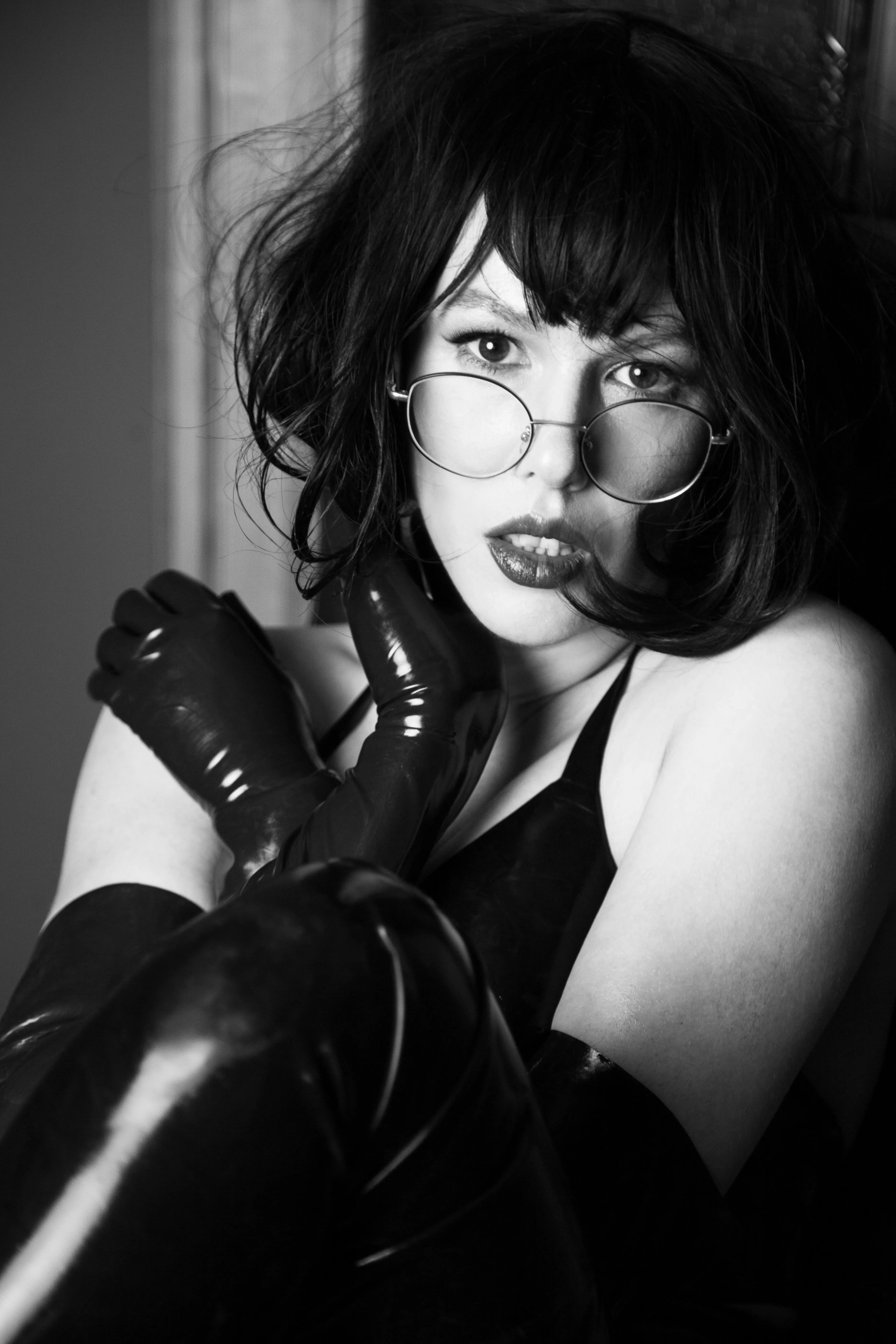 B W Portrait In Latex OC Nudes ShinyPorn NUDE PICS ORG