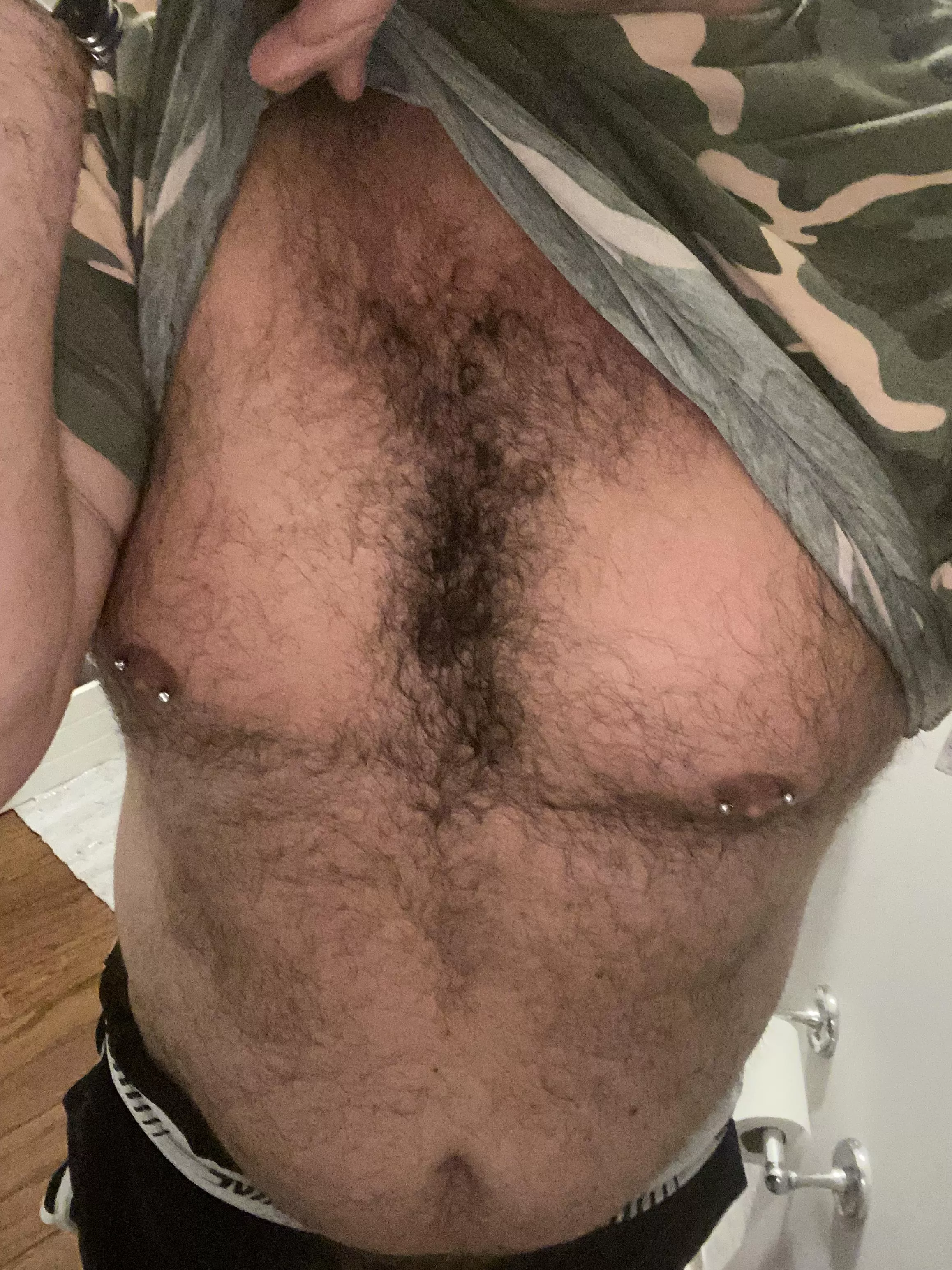 Fuzzy Wuzzy Waz A Bear Nudes Chesthairporn NUDE PICS ORG