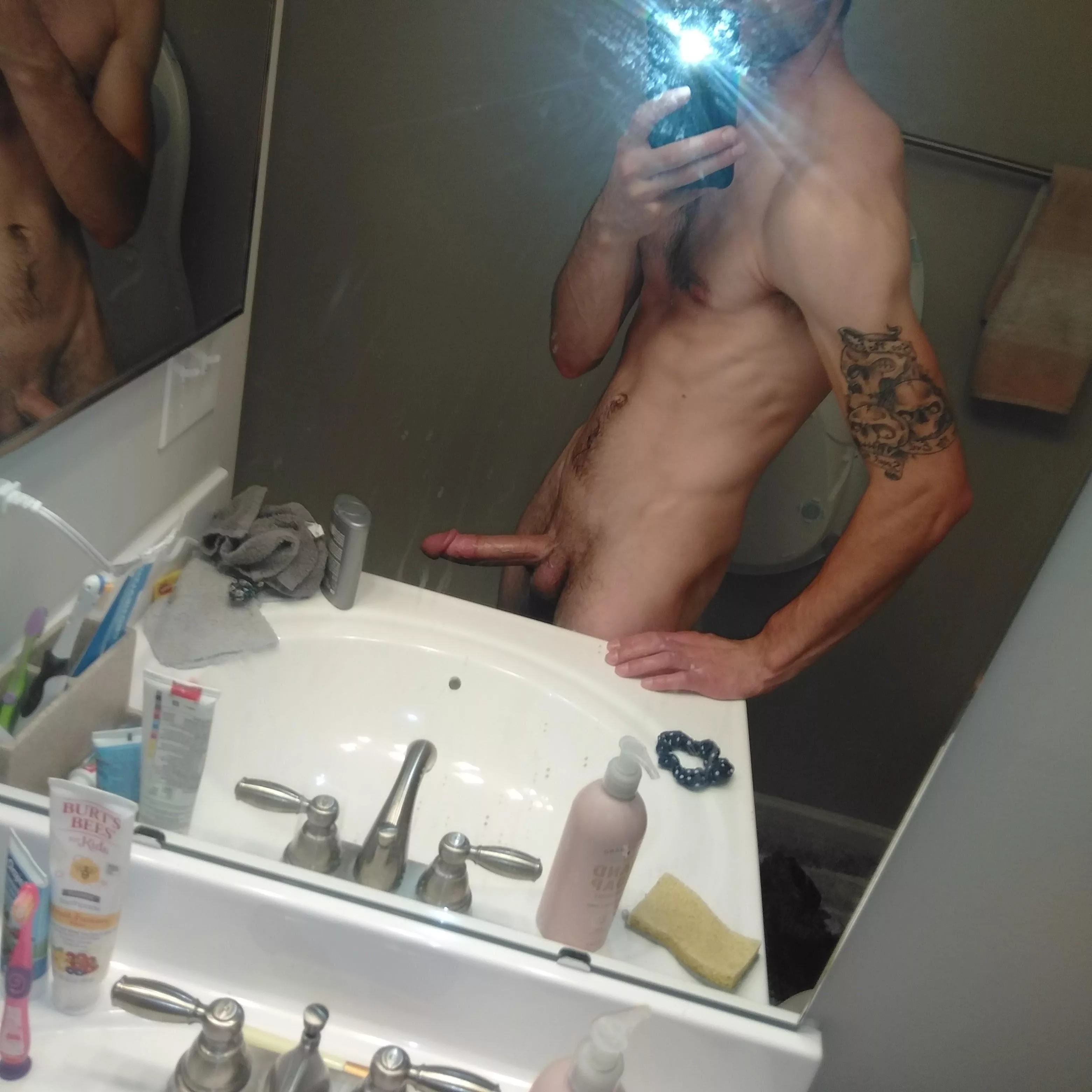 Honest Opinions 22 M Nudes RateMyNudeBody NUDE PICS ORG