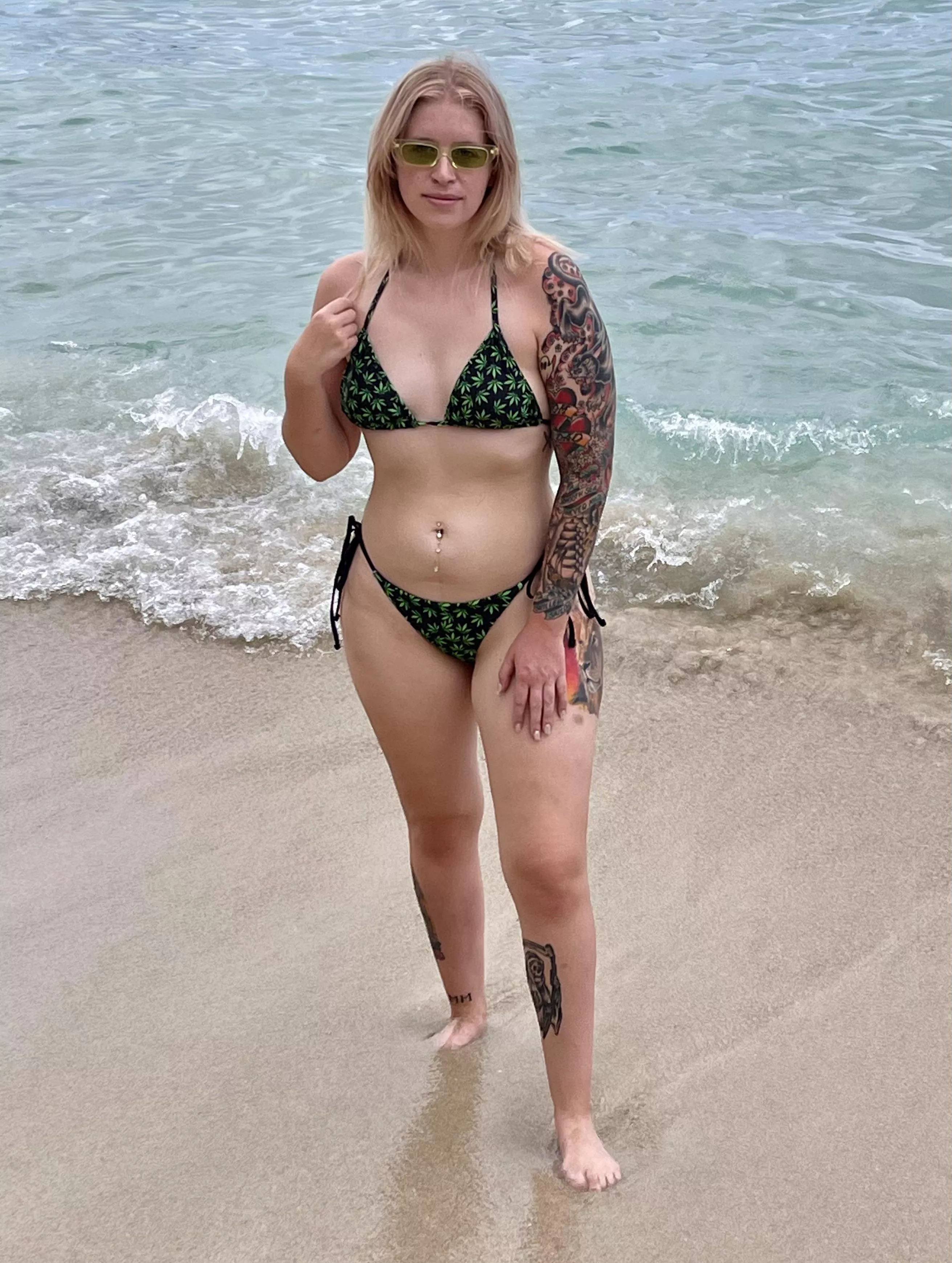Loving The Waikiki Beach Nudes Bikini NUDE PICS ORG