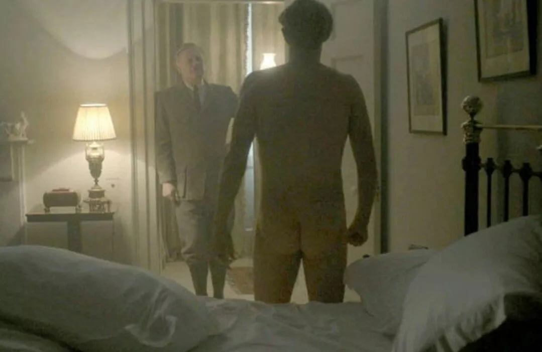 Matt Smith Actor Naked In The Netflix Series The Crown Nudes