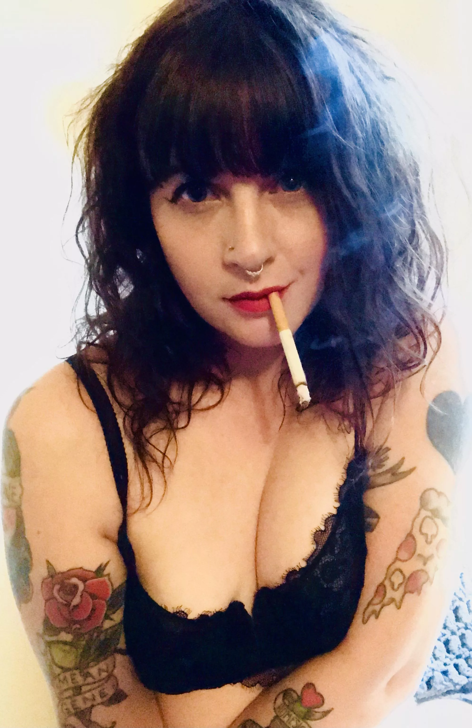 Oh Hey There Nudes Smokingfetish Nude Pics Org