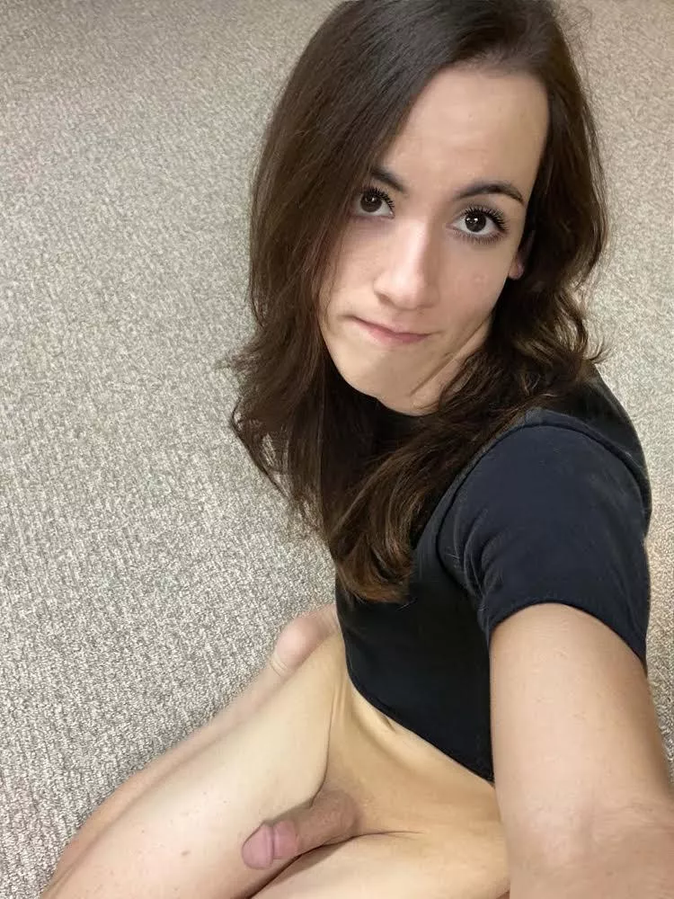 On My Knees For You Nudes GoneWildTrans NUDE PICS ORG