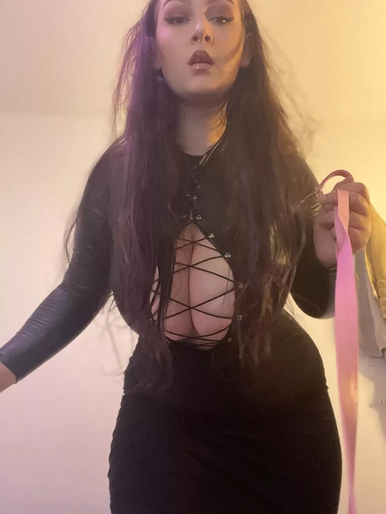 Pretty Much Bursting Out Nudes Gothsluts Nude Pics Org