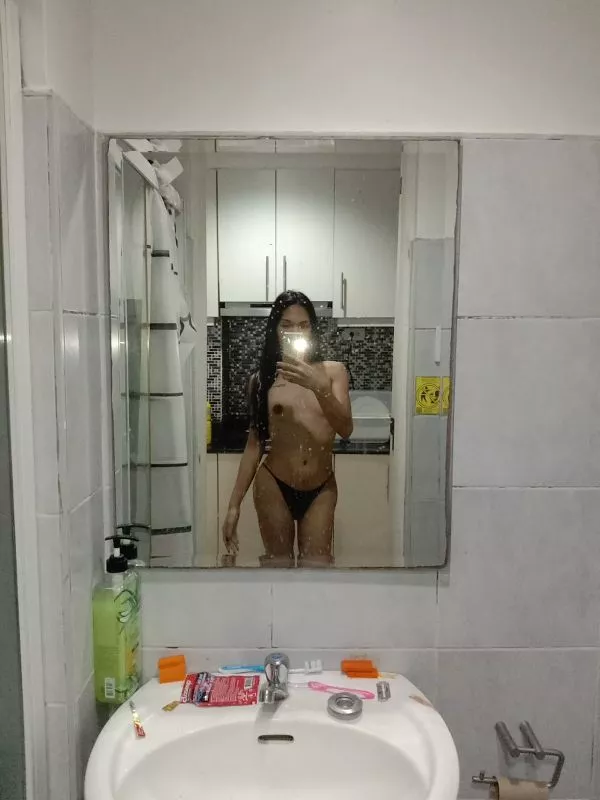 Selling Asian Horny Filipina Girl Wanna Have Fun With Me And I