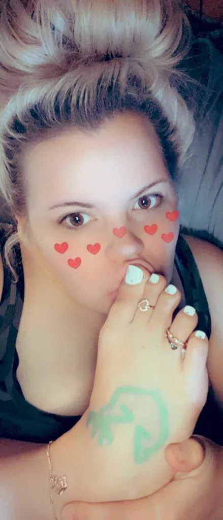 Wanna Play With My Feet Nudes Feetinyourface Nude Pics Org