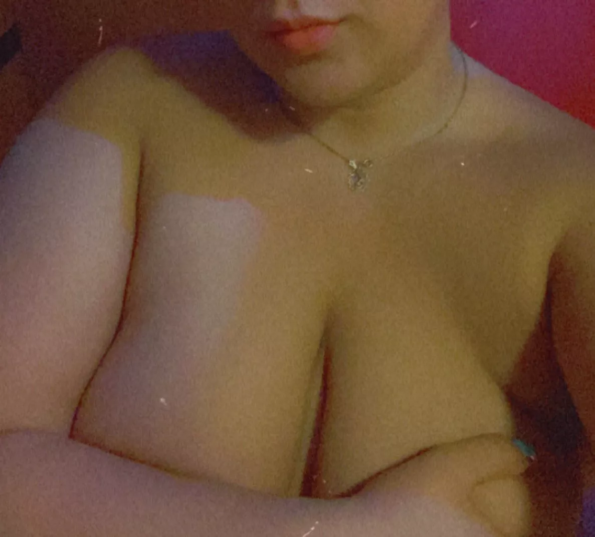 Went Tanning So I Took A Pic If You Simps Looked At My Tits More Than