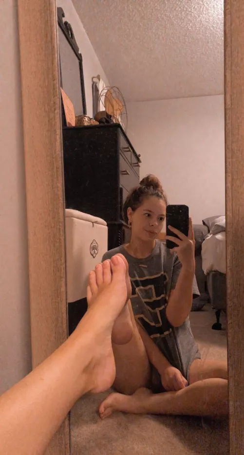 🦶🏻 🦶🏻