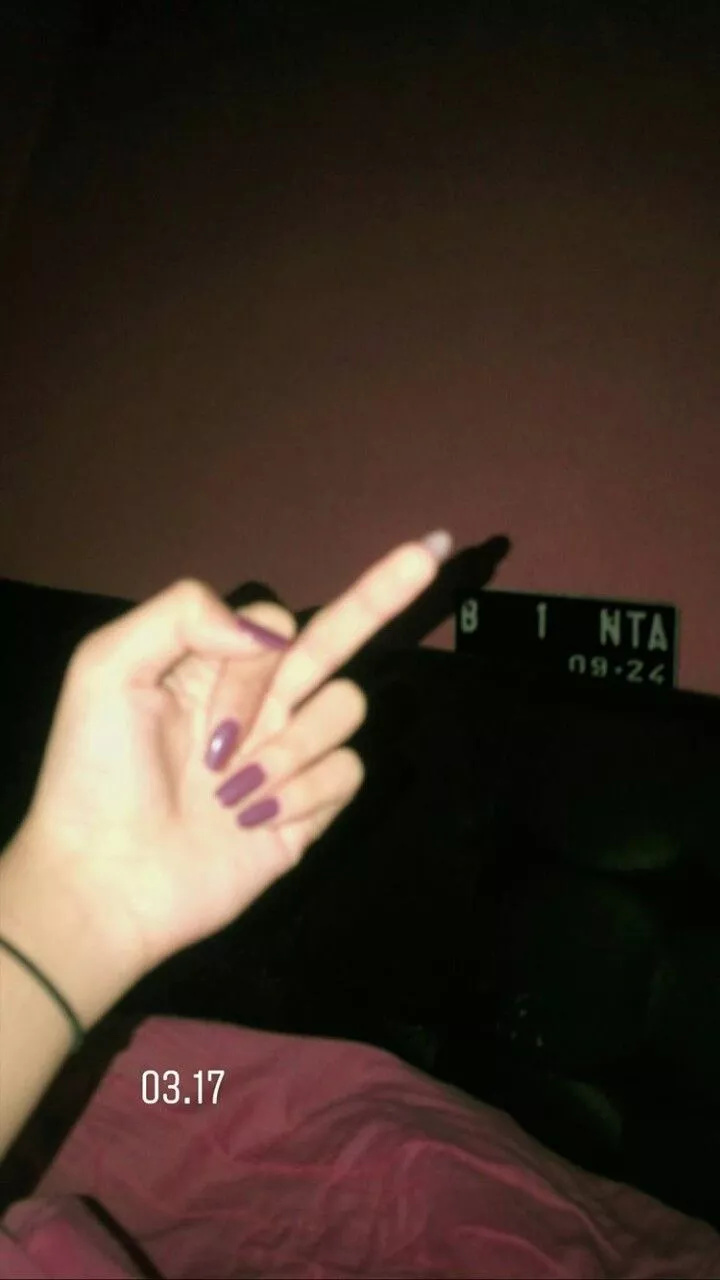🖕🖤