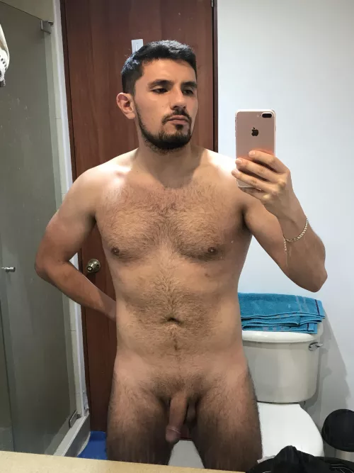 😗