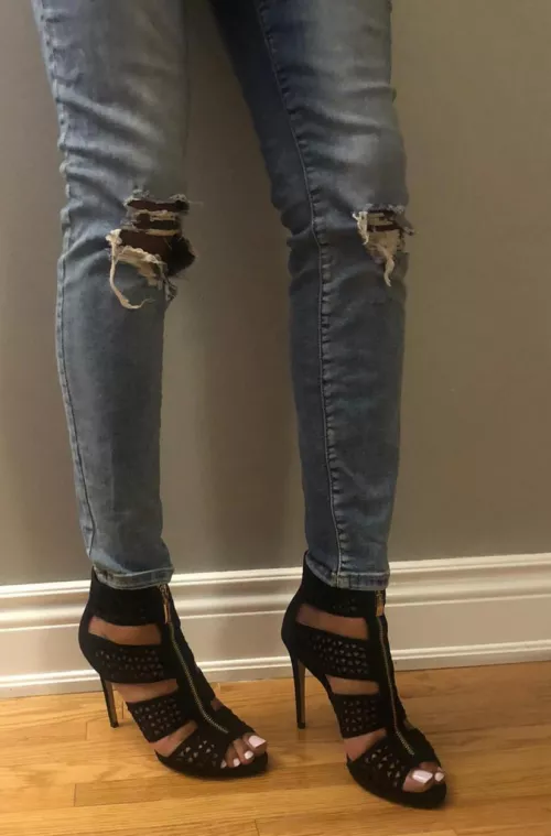 💁🏾♀️👗😍💅🏾❤️