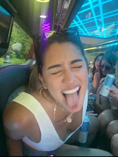 😝 😝