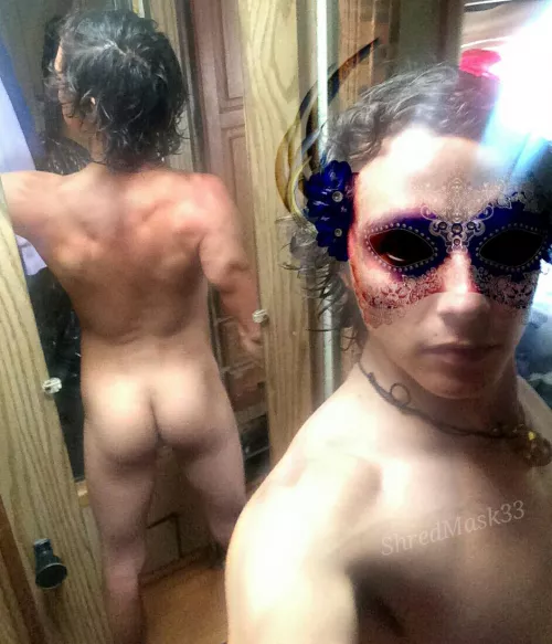 🍑🎭🍑🎭🍑