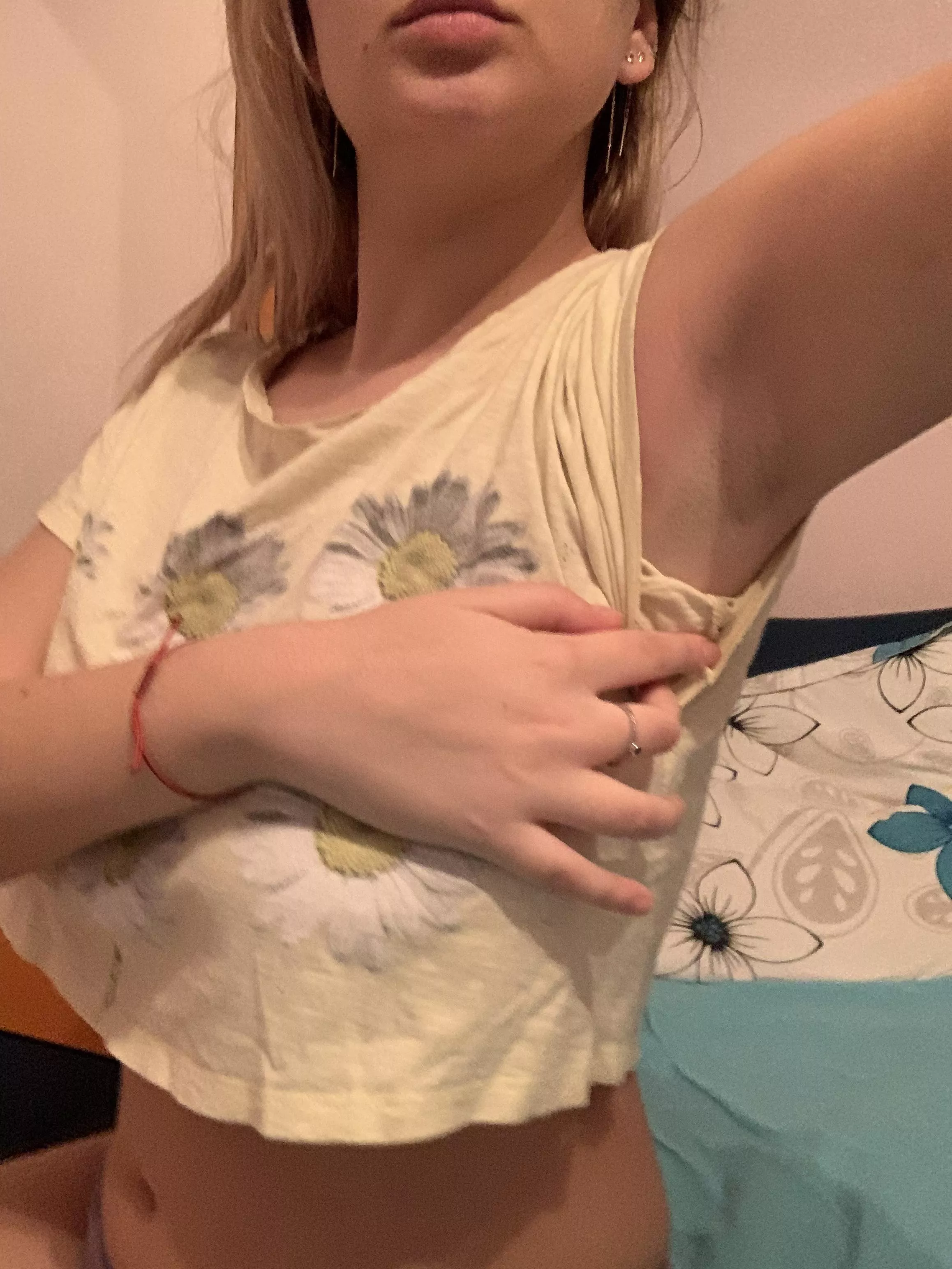 👅