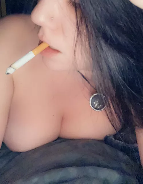 💋💨