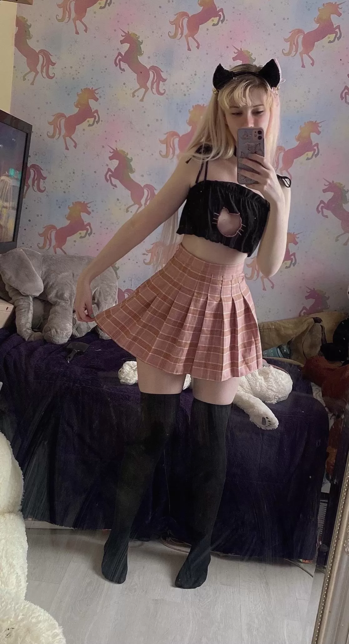 (✿◠‿◠) (✿◠‿◠)