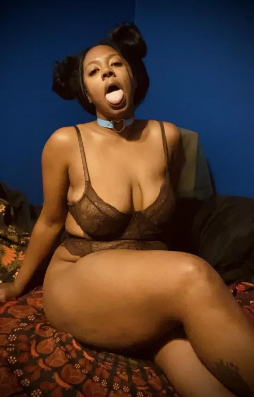 👅