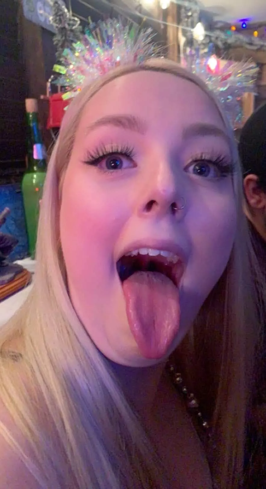 👅