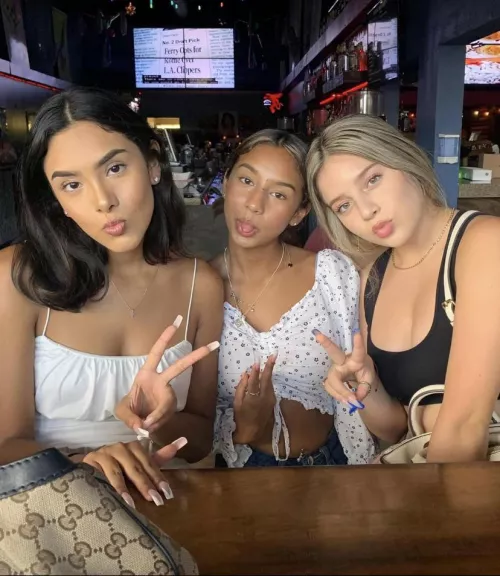 🤤 🤤