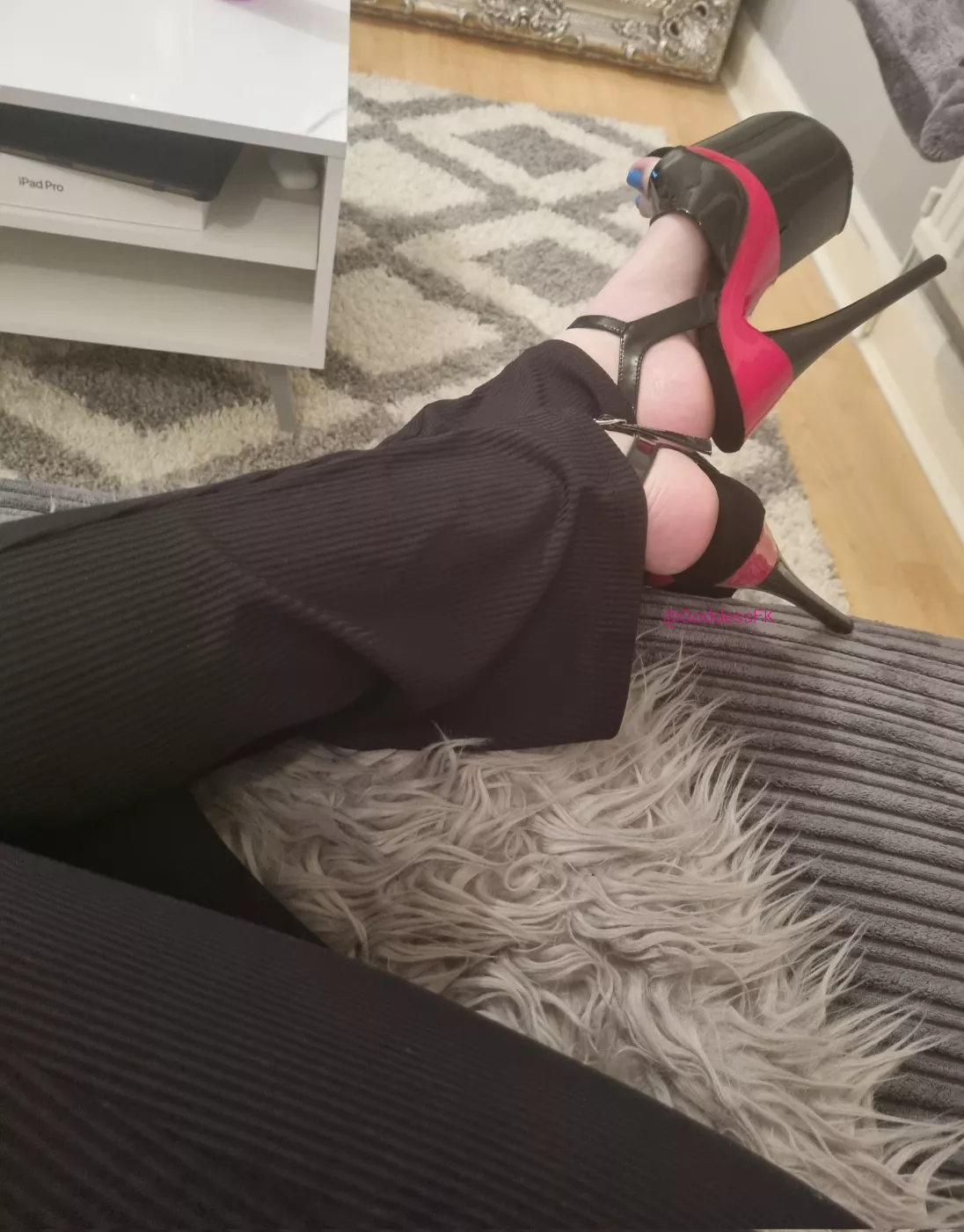 🖤❤️ 🖤❤️