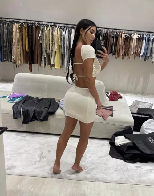 🍑🍑 🍑🍑
