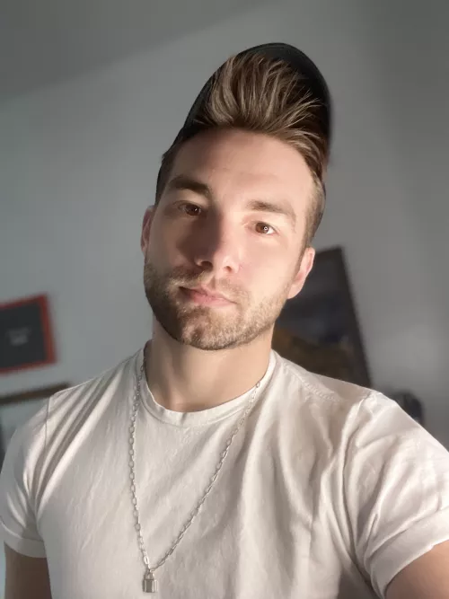 👁 👄 👁 👁 👄 👁