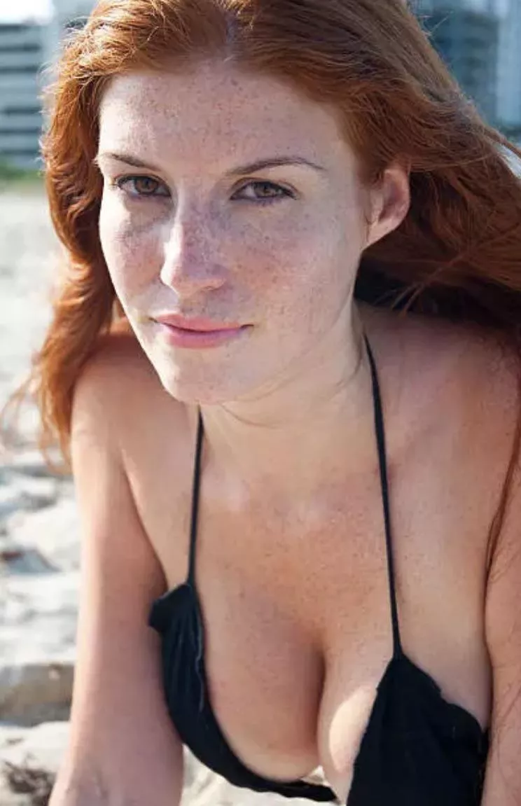 Busty Redhead Cleavage