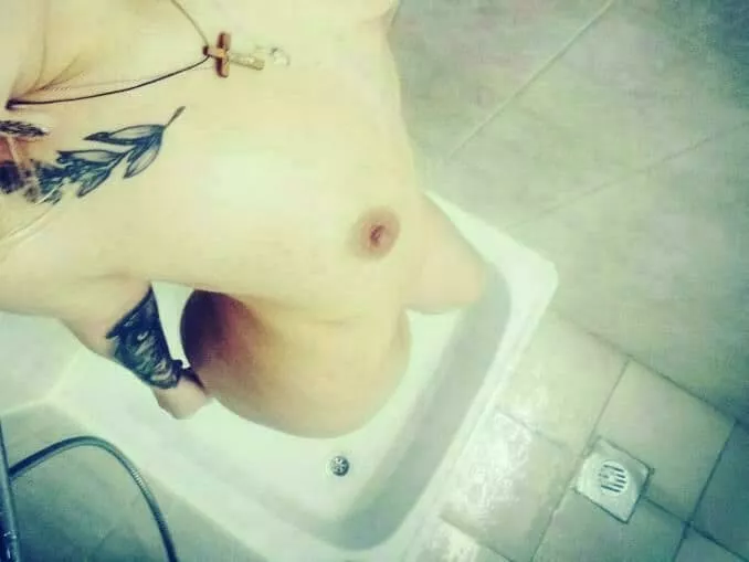 -Chandler_Mauricio- exposed