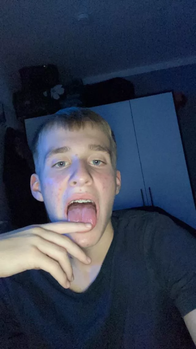 1 Upvote = 1 Cock that i have to suck π¦ Iβm excited ;) 1 Upvote = 1 Cock that i have to suck π¦ Iβm excited ;)