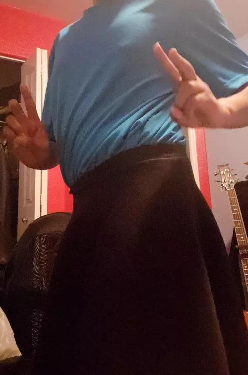 1/10, how cute do I look in this skirt? 1/10, how cute do I look in this skirt?