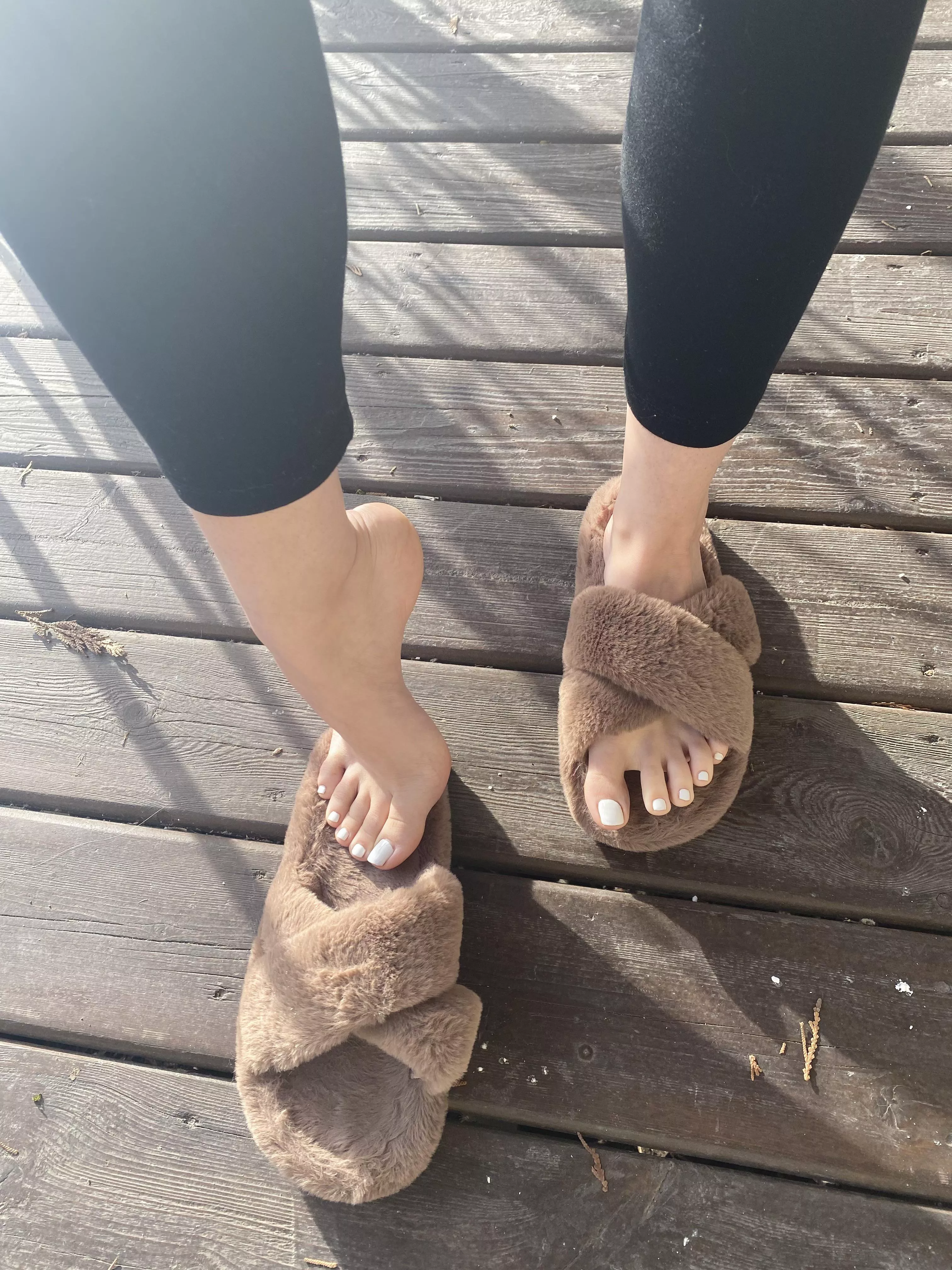 11.5 US feet and perfect holes?