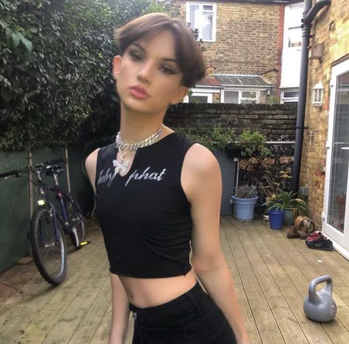 18 and ready to serve 😌