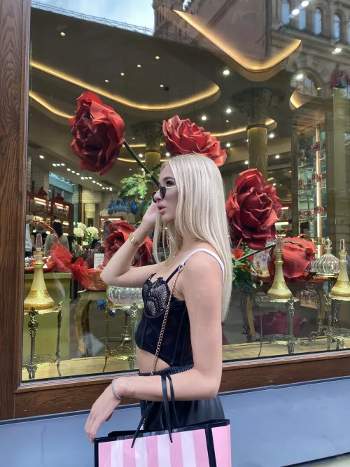 18 and yet so naughty! 😈