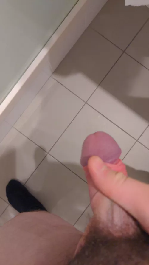 (18) any dom's out there dm me (18) any dom's out there dm me