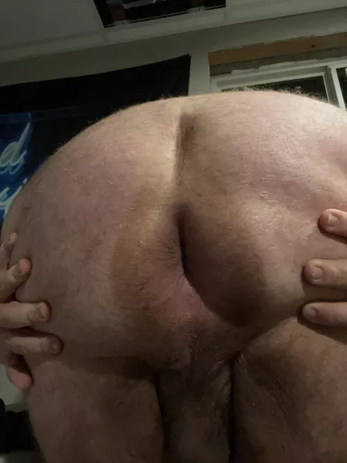 18 chubby into chubby hmu for kik!