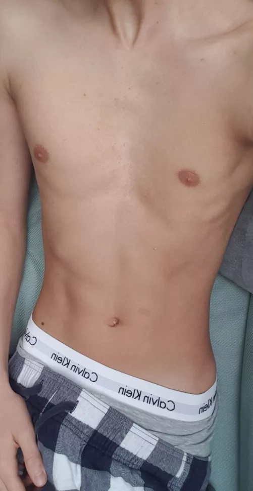 (18) I just woke up, unfortunately alone.