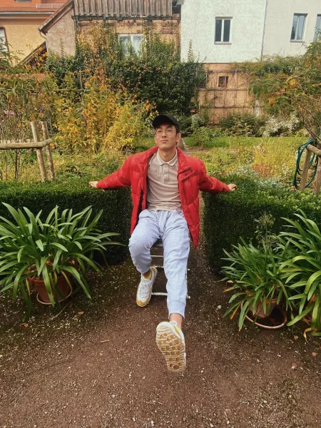 18 - In the garden of eden