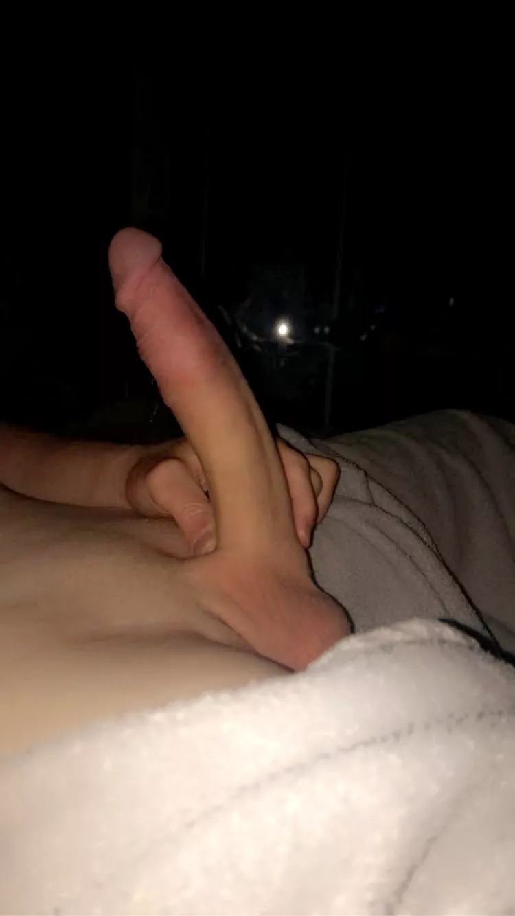 18. Looking for other smooth around my age