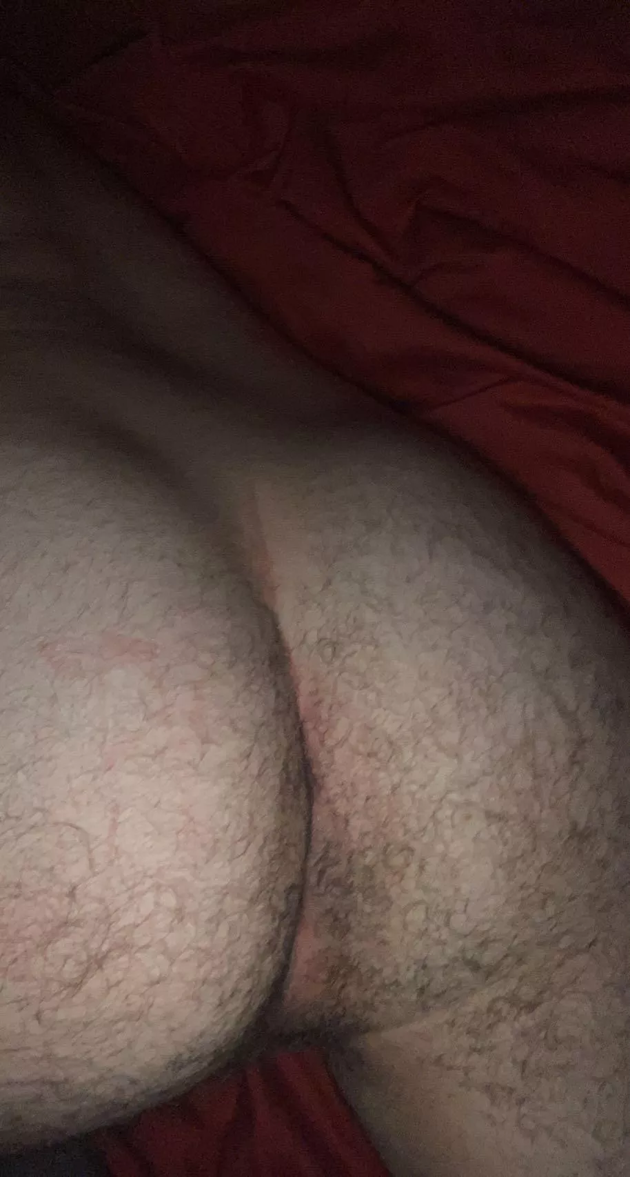 18 M. Here’s another pic for you all to jerk off to