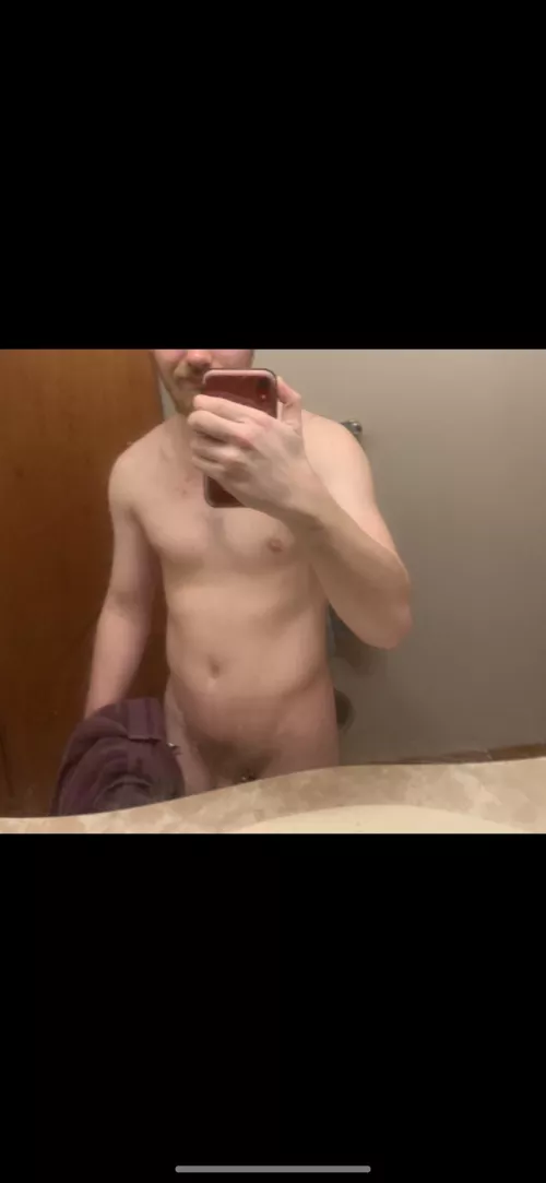 18 male looking to trade with tops or bottoms