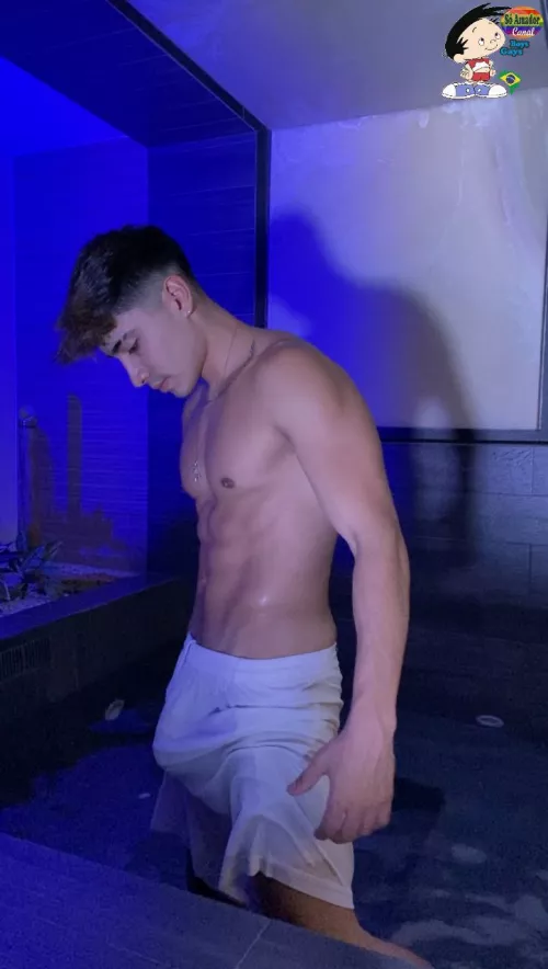 18+ snap: devil_hole2