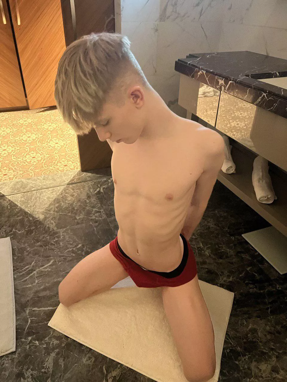 (18 Twink) I’m ur hot young boy😈💦💦