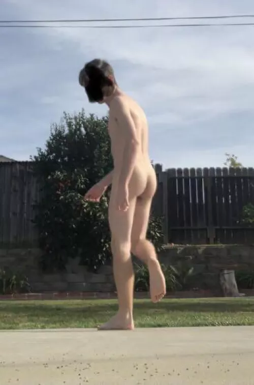 18 will send all my saved nudes for anyone who wants to ss and expose me snap Jasonbare2