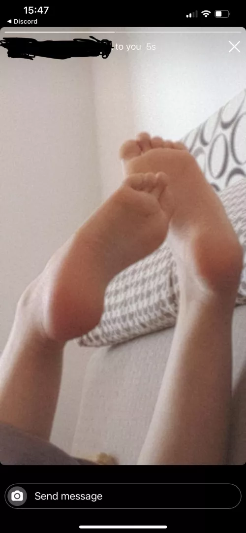 18 year old girlโs soles