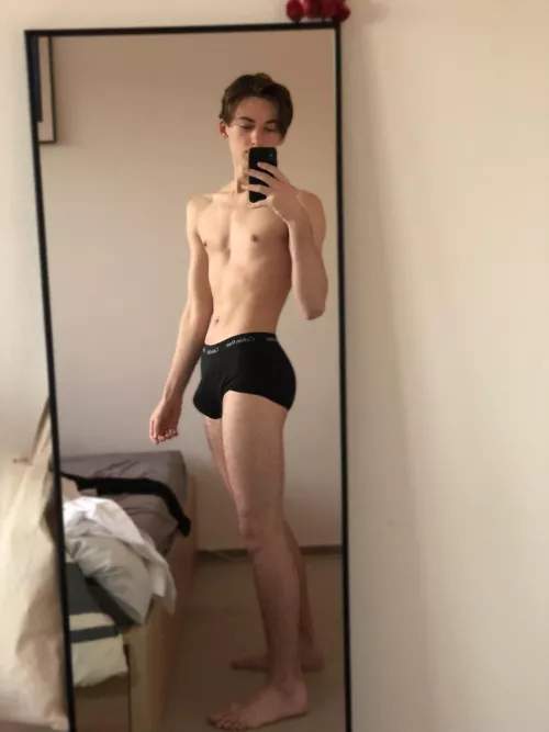 18 yo 😛should I go to gym more often?