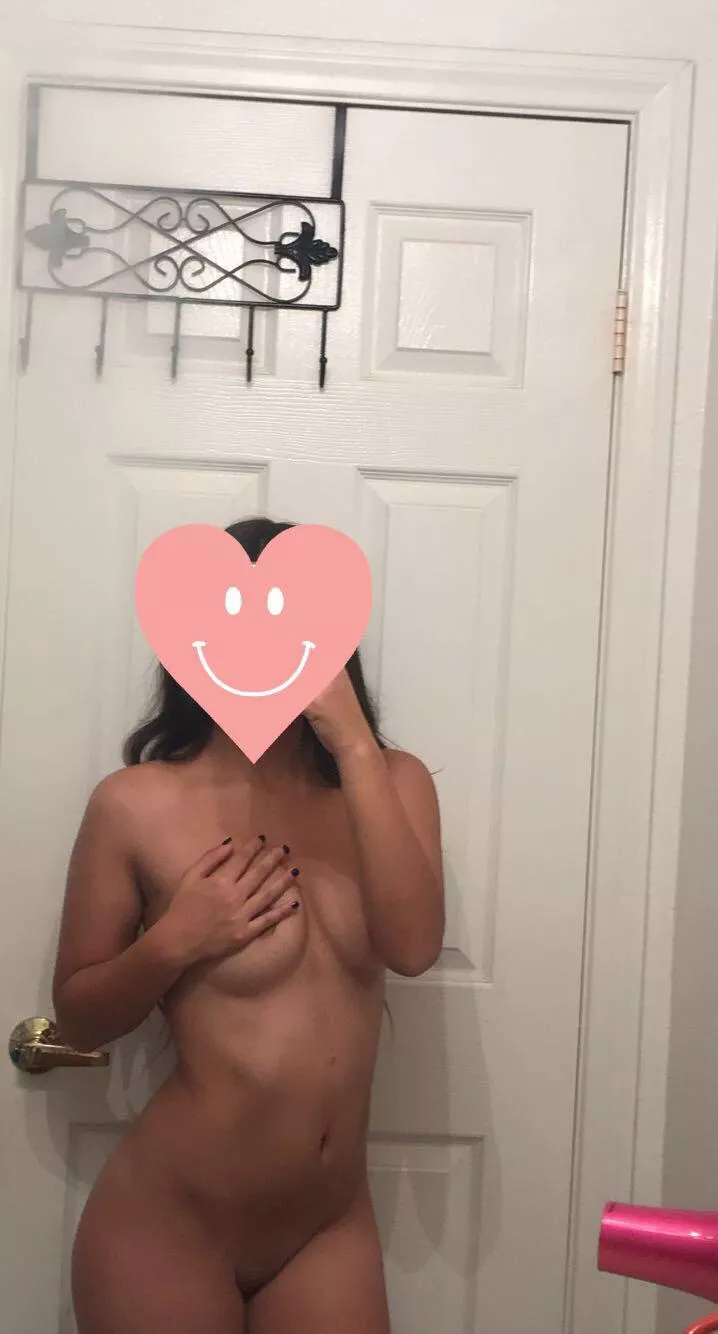 (18F) I <3 myself 💋