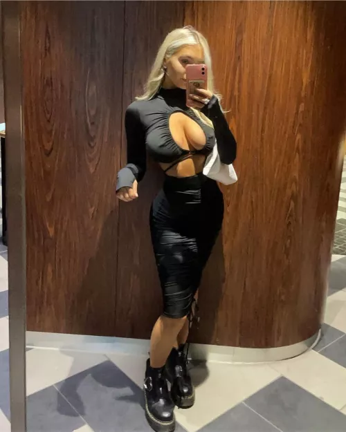 18yo chav! 🔥