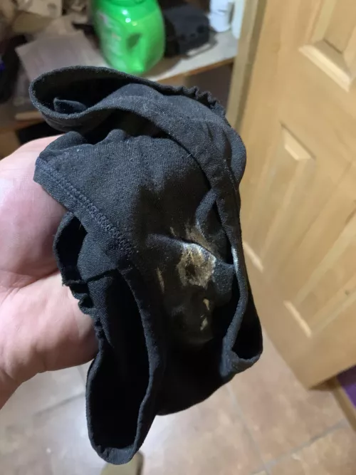 18y.o cousins panties smelled so good 18y.o cousins panties smelled so good