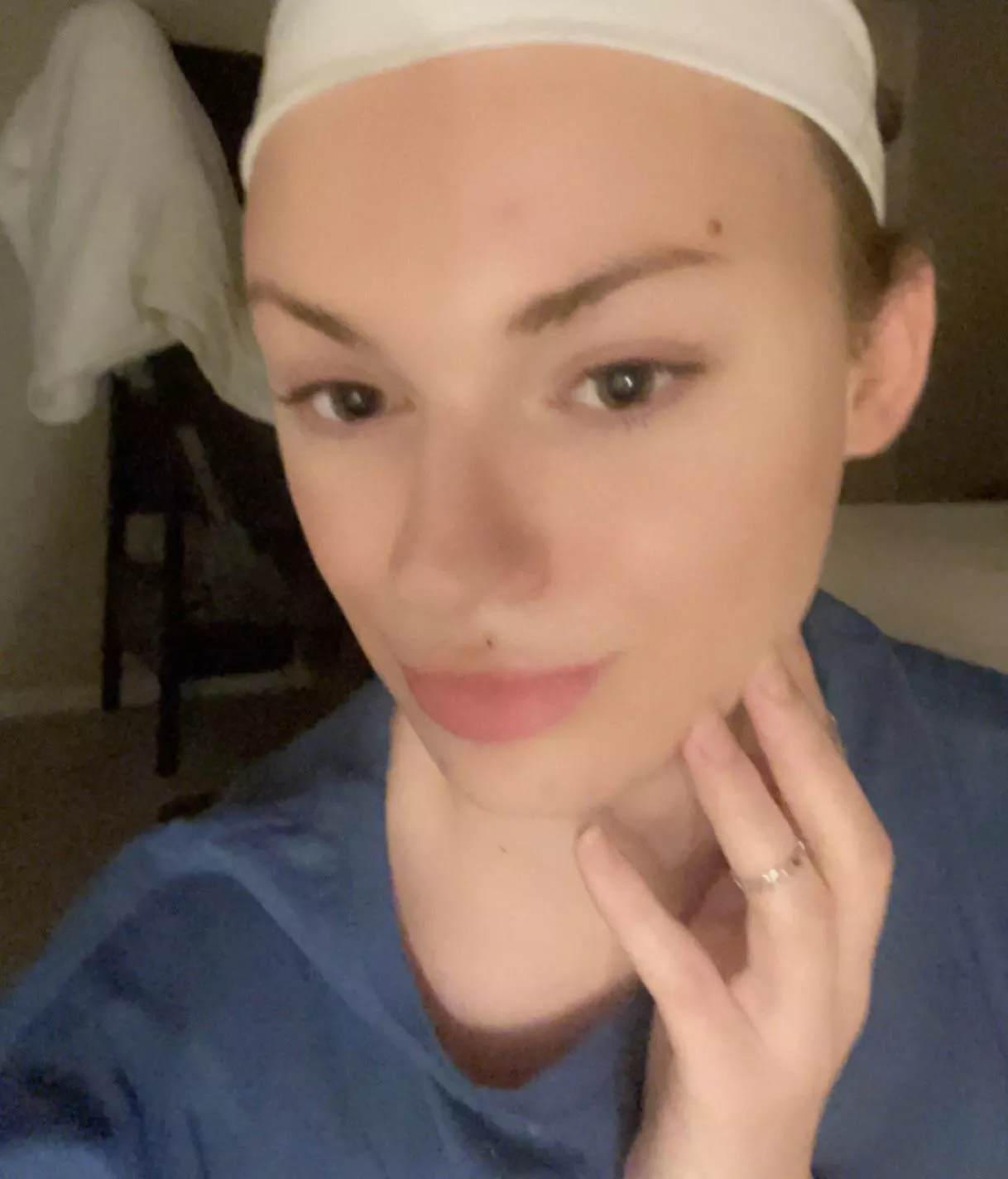 (19) am i your type? ~ no makeup 💓